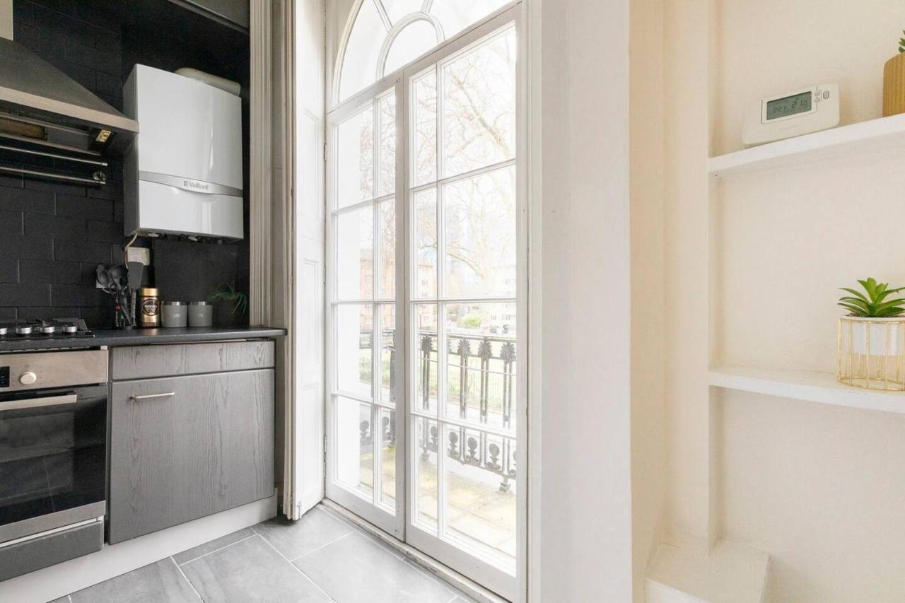 Апартаменты Cozy Flat In The Heart Of Лондон Экстерьер фото